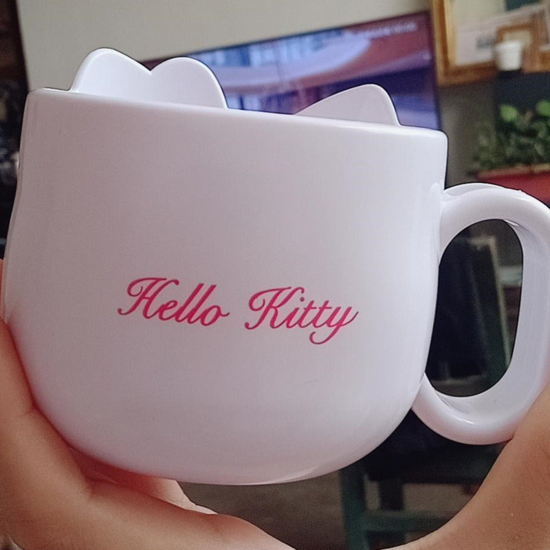 1pc Y2k Sanrio Hello Kitty Plastic Mug - Cute Cartoon Mouthwash Cup, Kawaii Toothbrush Handle, Portable Coffee Milk Cup, Outdoor and School Dormitory Essential, Collectible Item