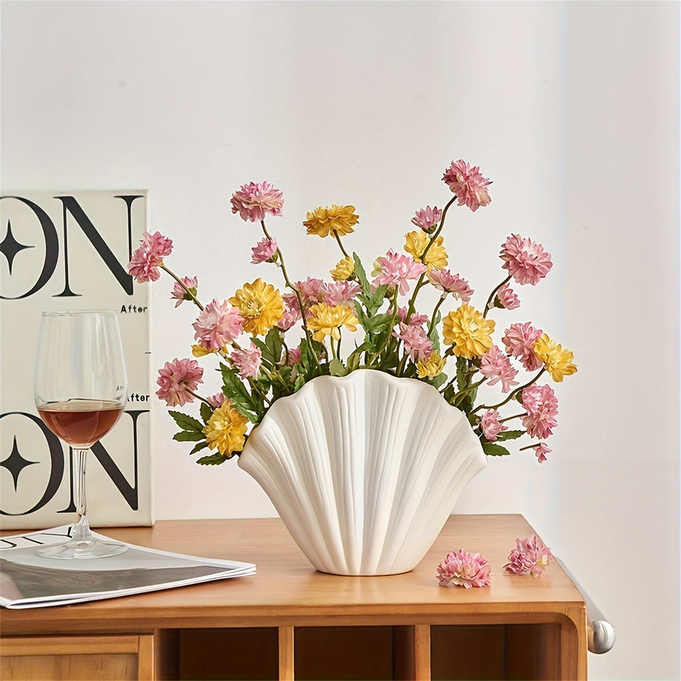 1 ceramic vase, Bohemian style shell vase, suitable for banquet, banquet, festival, wedding, family, restaurant, table decoration, aesthetic room, family, four seasons decoration, Christmas and other holiday gifts.