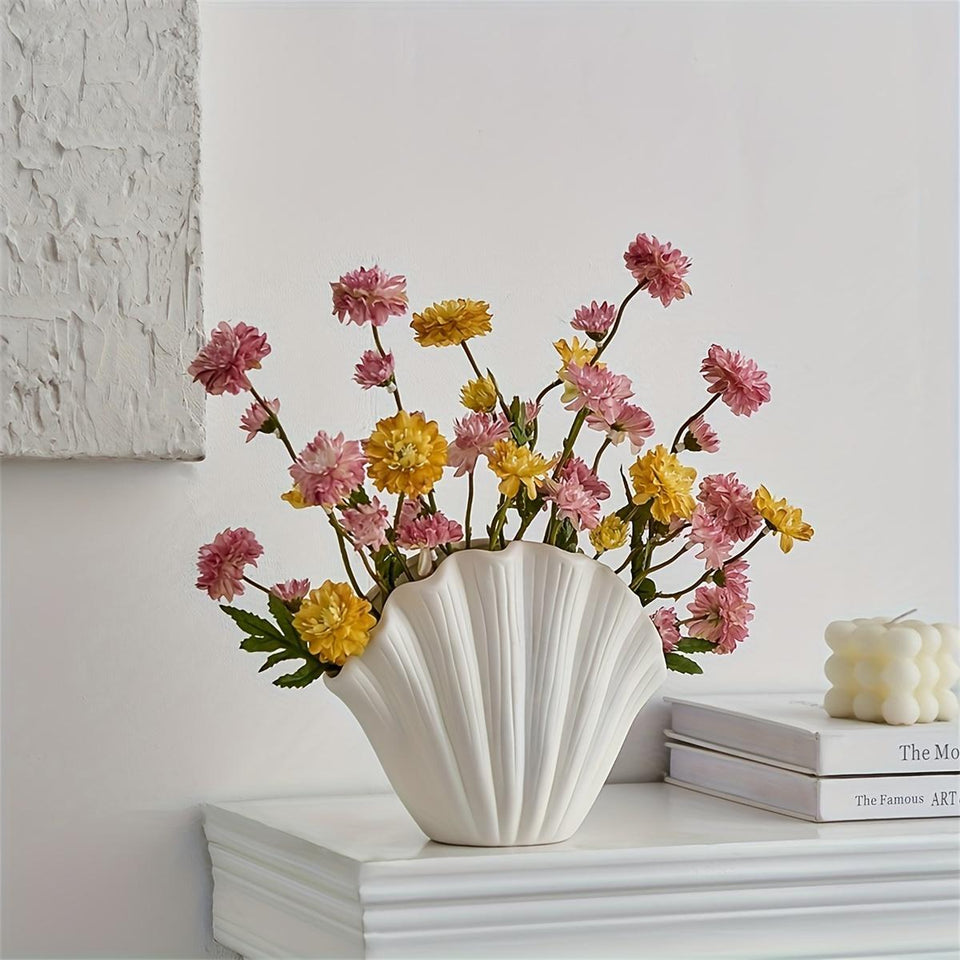 1 ceramic vase, Bohemian style shell vase, suitable for banquet, banquet, festival, wedding, family, restaurant, table decoration, aesthetic room, family, four seasons decoration, Christmas and other holiday gifts.